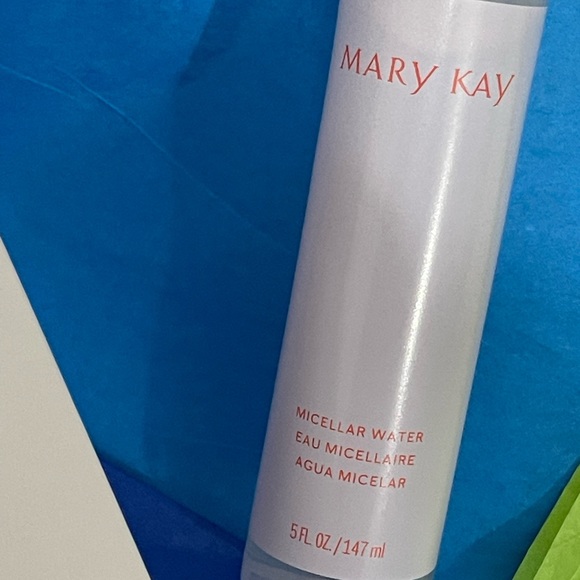 Mary Kay 💕🤩 Soft Pink Micellar Water 5 fl oz - Picture 2 of 4
